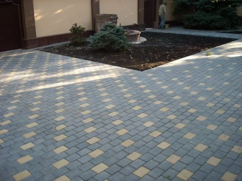 Тротуарная плитка: от древних мостовых до современного благоустройства